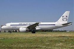 Adria_Airways_A320-231_S5-AAT_28CDG29.jpg