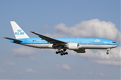 KLM_B777-206ER_PH-BQP_28SPL29.jpg