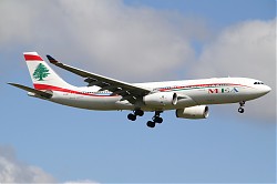 MEA_Middle_East_Airlines_A330-243_OD-MEC_28CDG29.jpg