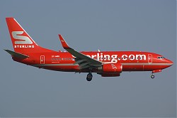 Sterling_Airlines_B737-7L9_OY-MRE.jpg