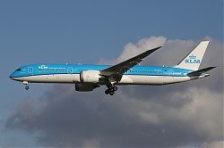 0657_B787_PH-BHA_KLM.jpg