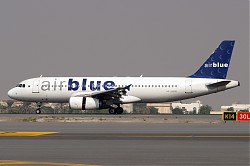 1008_A320_AP-BGW_Air_Blue.jpg