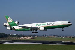 1076_MD11F_B-16106_Eva_Cargo.jpg