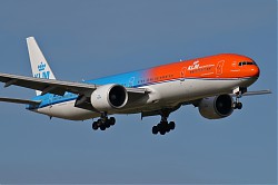 1999_B777_PH-BVA_KLM_Oranje.jpg