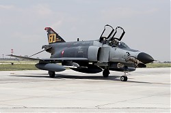 2400_Phantom_F4E_77-0296_Turkish_AF_1400.jpg
