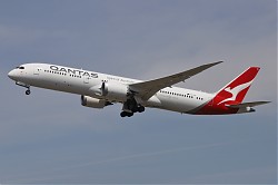 2443_B787_VH-ZNE_Qantas.jpg
