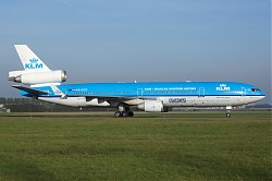 2963_MD11_PH-KCD_KLM_Farewell.jpg