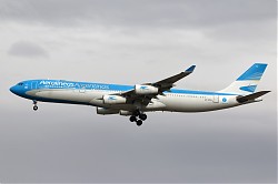 4402_A340_LV-FPU_Aerolinas_Argentinas.jpg