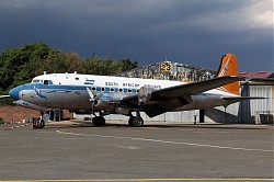 4888_DC4_ZS-AUB_South_African_Airways.jpg