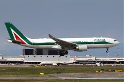 6364_A330_EI-EJN_Alitalia.jpg