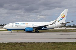 6963_B737_C6-BFZ_Bahamasair_1400.jpg