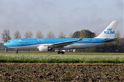 7053_A330_PH-AOM_KLM.jpg