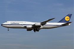 7598_B747_D-ABYT_Lufthansa_Retro.jpg