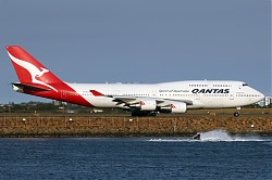 7825_B747_VH-OEJ_Qantas.jpg