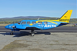 8519_Pipier_PA-31-350_Navajo_Chieftan_Air_Arctic_1400.jpg