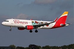 9030_A320_EC-LYE_Iberia_Express.jpg