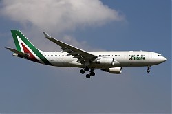 9652_A330_EI-EJJ_Alitalia.jpg