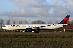 9918_A330_N402DX_Delta.jpg