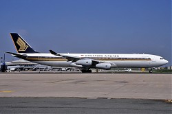 A340_9V-SJD_Singapore_CDG_1999_1150.jpg