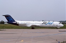 F100_EI-DFC_EU_Jet_Orly_2004.jpg