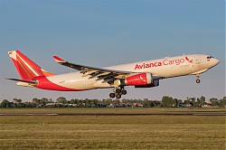 Avianca_Cargo_A330-243F_N335QT_-_01a_-_2560_-_EHAM_-_20200517.jpg